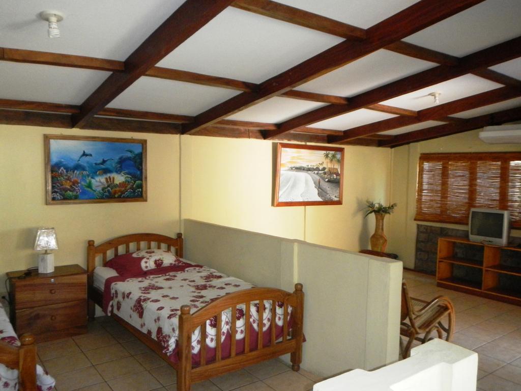Punta Roca Surf Resort La Libertad Room photo