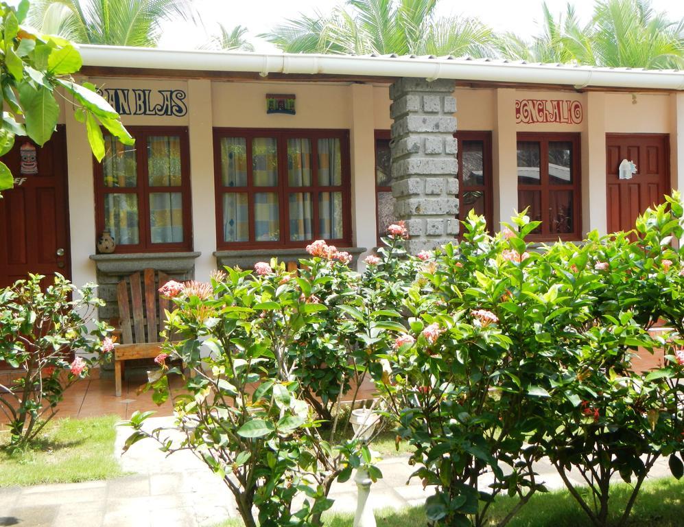 Punta Roca Surf Resort La Libertad Room photo